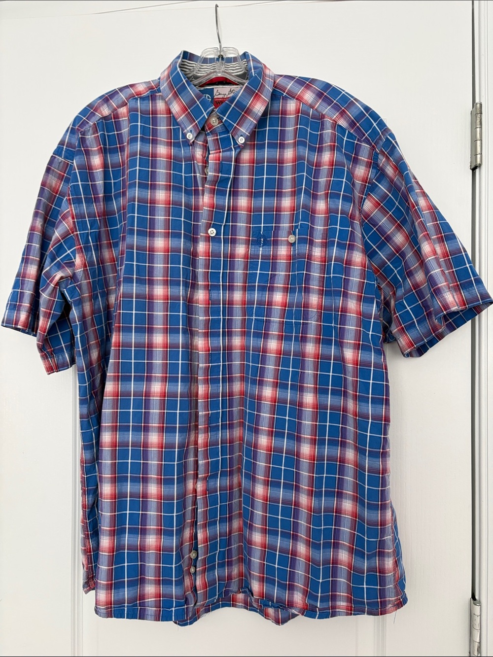 Men's Short-Sleeve Plaid Button-Down Shirt — Blue & Red